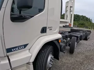 Volvo VM 360 05